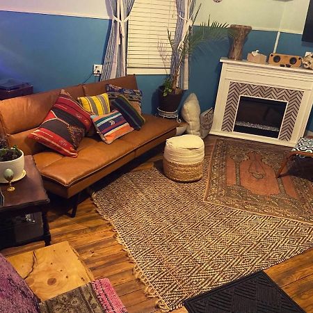 Boho-Chic Retreat - Unit 3 Apartman Bloomington Kültér fotó